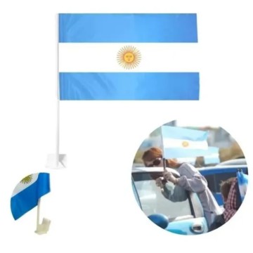 BANDERA ARG C/MASTIL P/AUTO